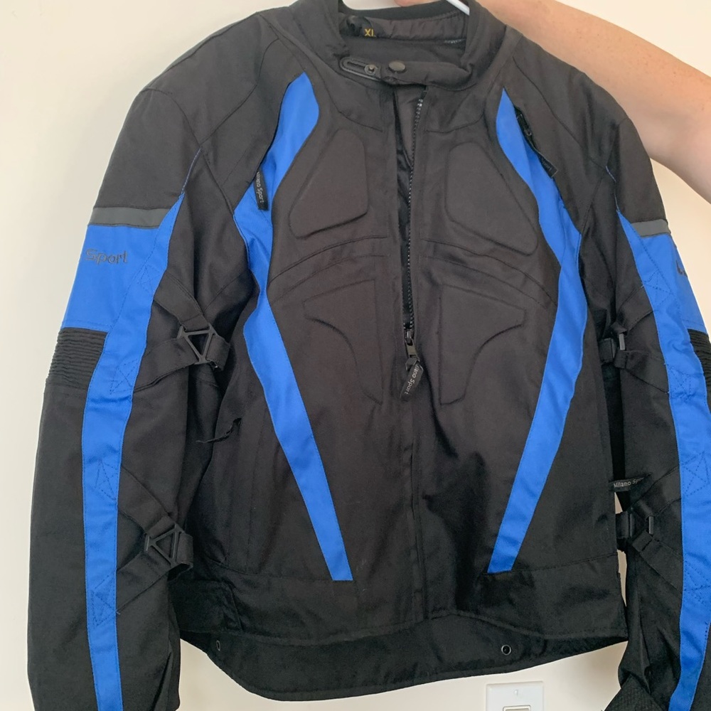 Motorcycle jacket - Picture 3 of 9